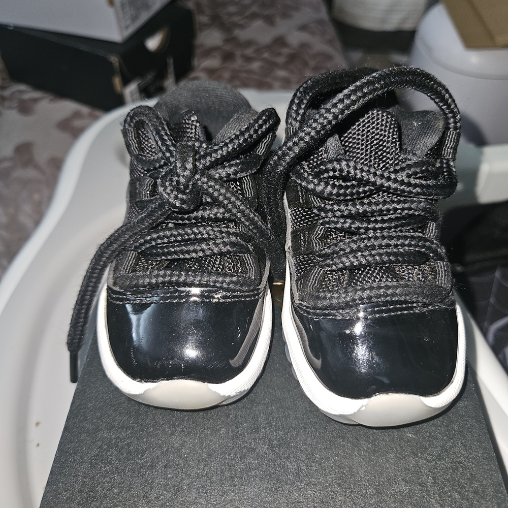 Jordan Patent Leather Black and White Retro 11 Sneakers Sz. 5c